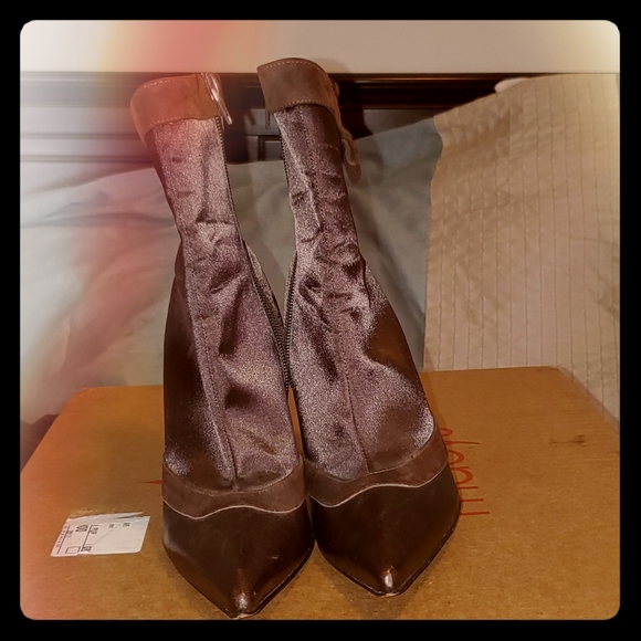 BCBGeneration Brown Heeled Boots - Picture 1 of 5